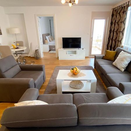 בודווה Four Views Apartments מראה חיצוני תמונה