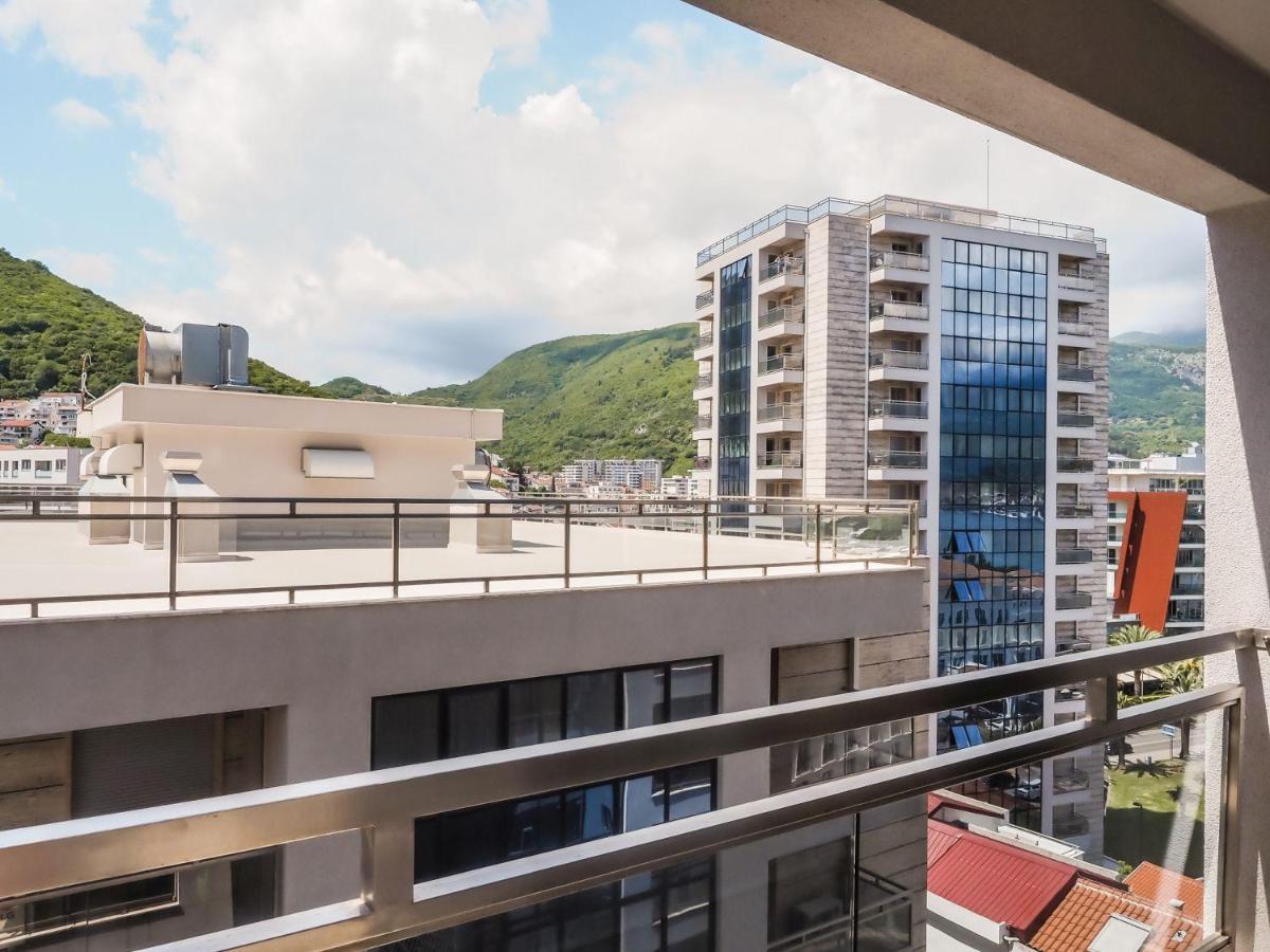 בודווה Four Views Apartments מראה חיצוני תמונה