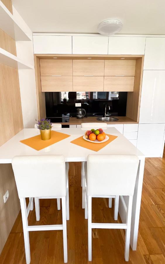 בודווה Four Views Apartments מראה חיצוני תמונה