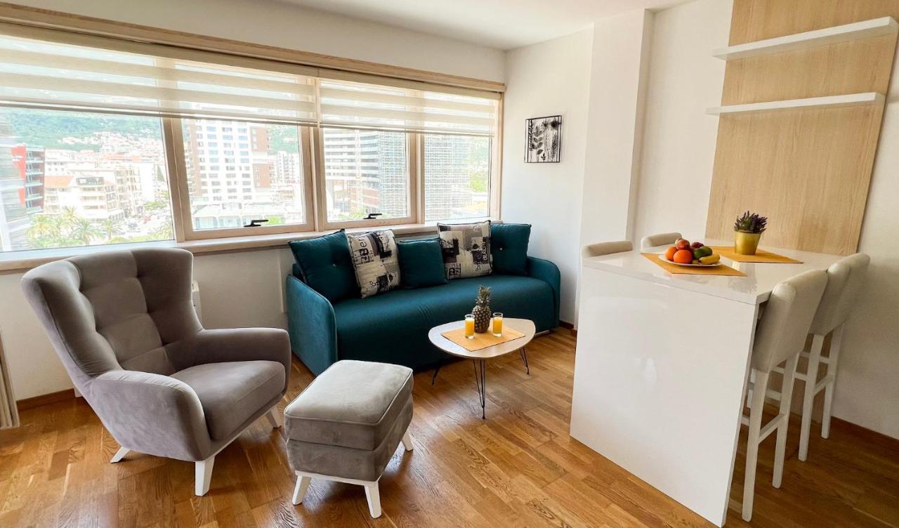 בודווה Four Views Apartments מראה חיצוני תמונה