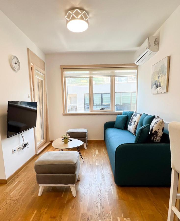 בודווה Four Views Apartments מראה חיצוני תמונה