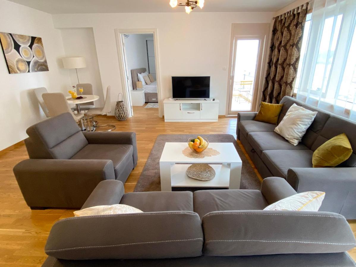 בודווה Four Views Apartments מראה חיצוני תמונה