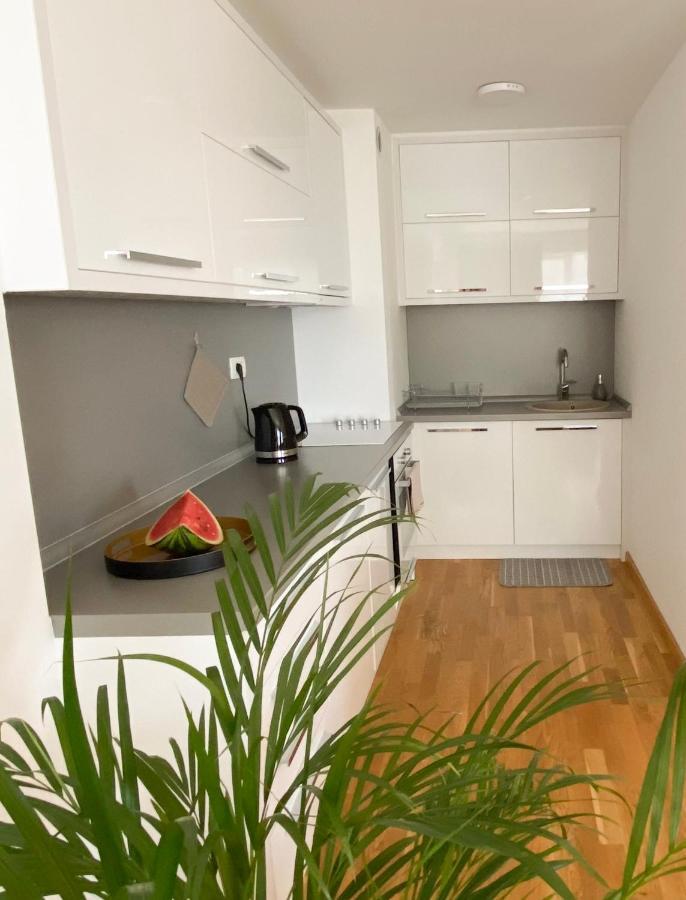 בודווה Four Views Apartments מראה חיצוני תמונה