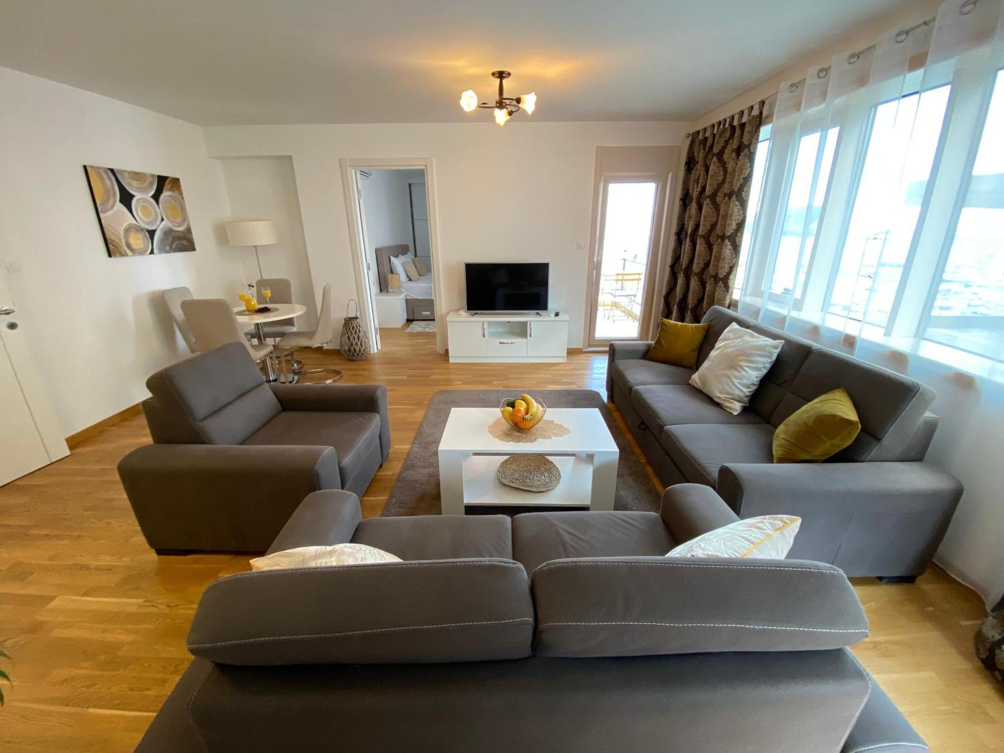 בודווה Four Views Apartments מראה חיצוני תמונה